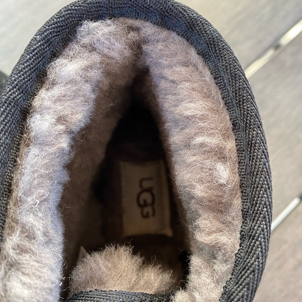 Mens UGG boot size 12 - Picture 4 of 4